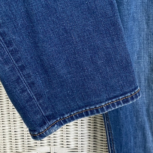 Rag & Bone Dre Slim Boyfriend Jeans Size 32 Medium Wash Distressed Denim - Picture 6 of 10